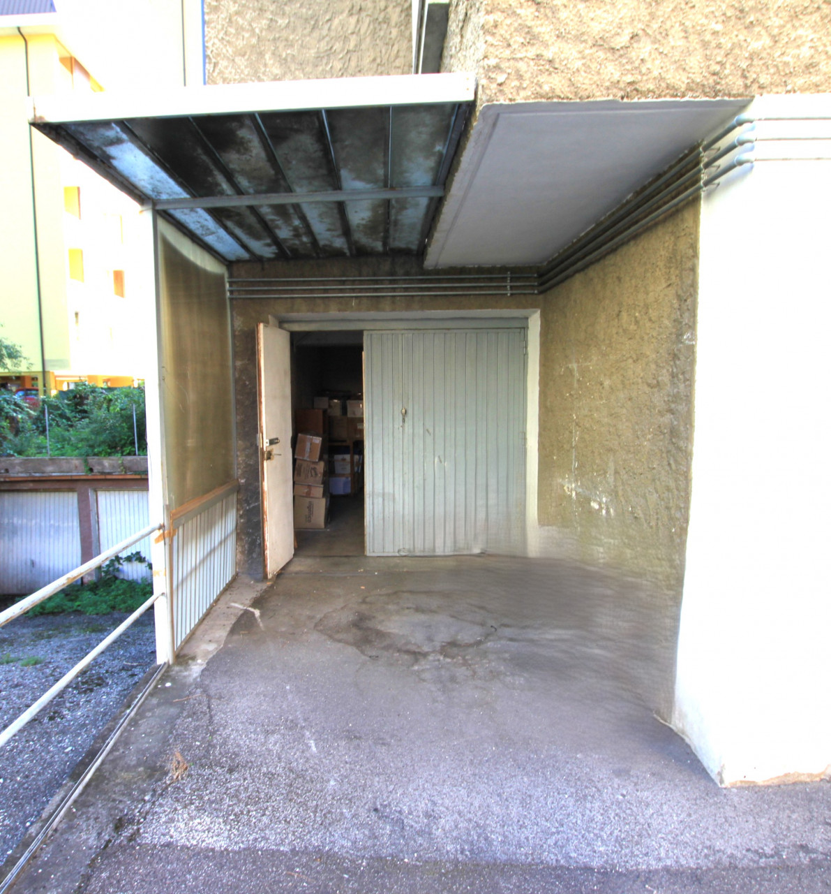 MAGAZZINO IN VIA ROVIGO
