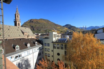 TRILOCALE IN ZONA CENTRALE CON VISTA SULLE DOLOMITI