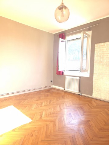 Appartamento Trilocale in Vendita a Laives - - Via Mozart