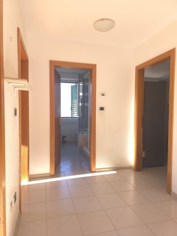 Appartamento Trilocale in Vendita a Laives - - Via Mozart