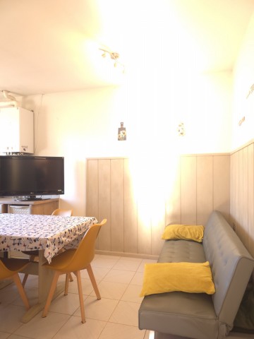 Appartamento Trilocale in Vendita a Laives - - Via Mozart