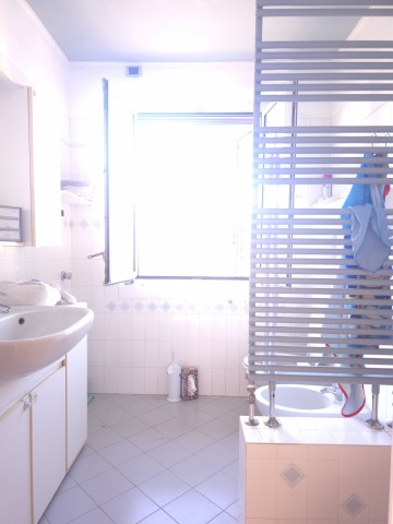 Appartamento Trilocale in Vendita a Laives - - Via Mozart