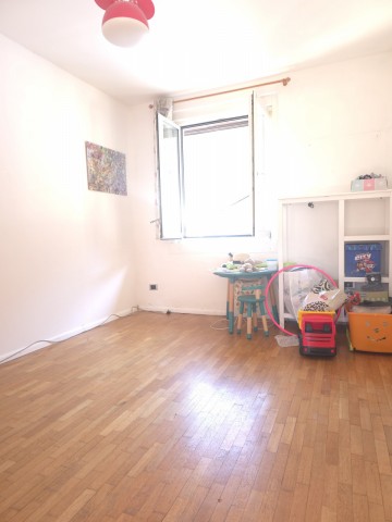 Appartamento Trilocale in Vendita a Laives - - Via Mozart