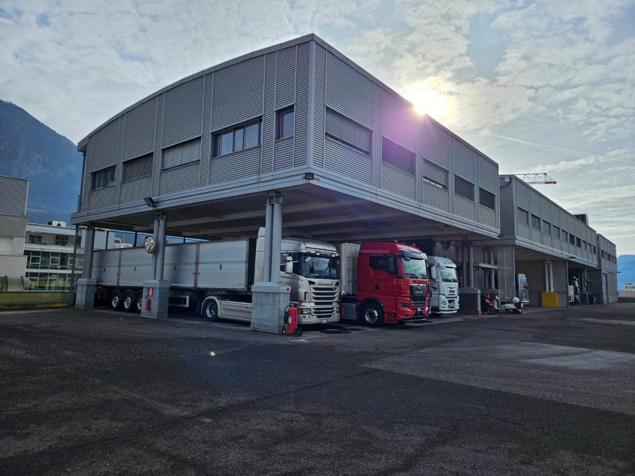 CV25005 - UFFICIO GRANDI DIMENSIONI - BOLZANO SUD - Via Enrico Fermi - Enrico-Fermi-Straße